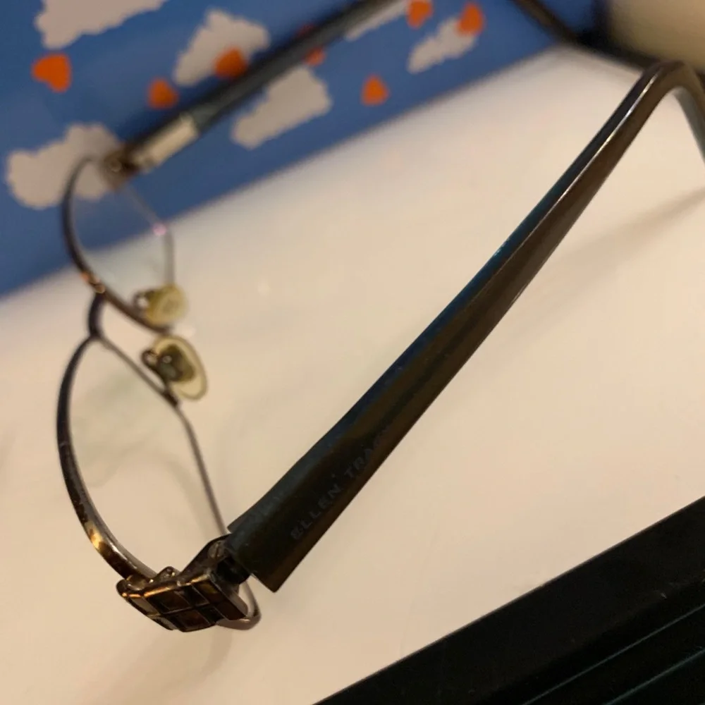 Ellen Tracy Rx glasses‎